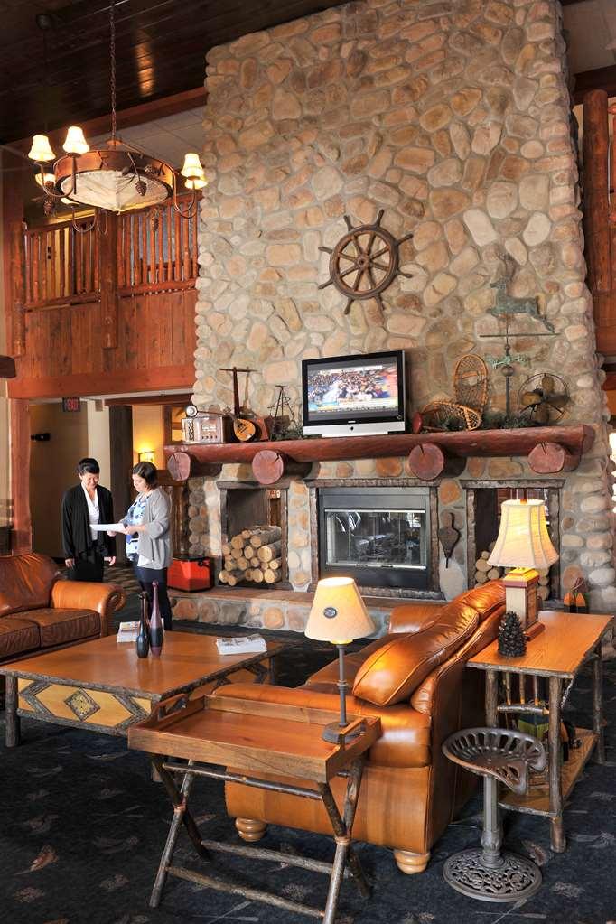 Stoney Creek 3*